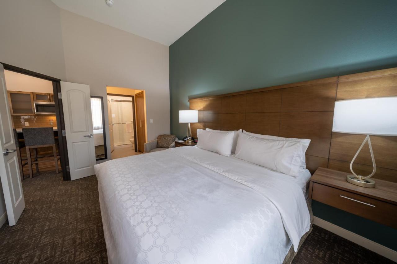 Staybridge Suites Houston East - Baytown By Ihg Exterior photo