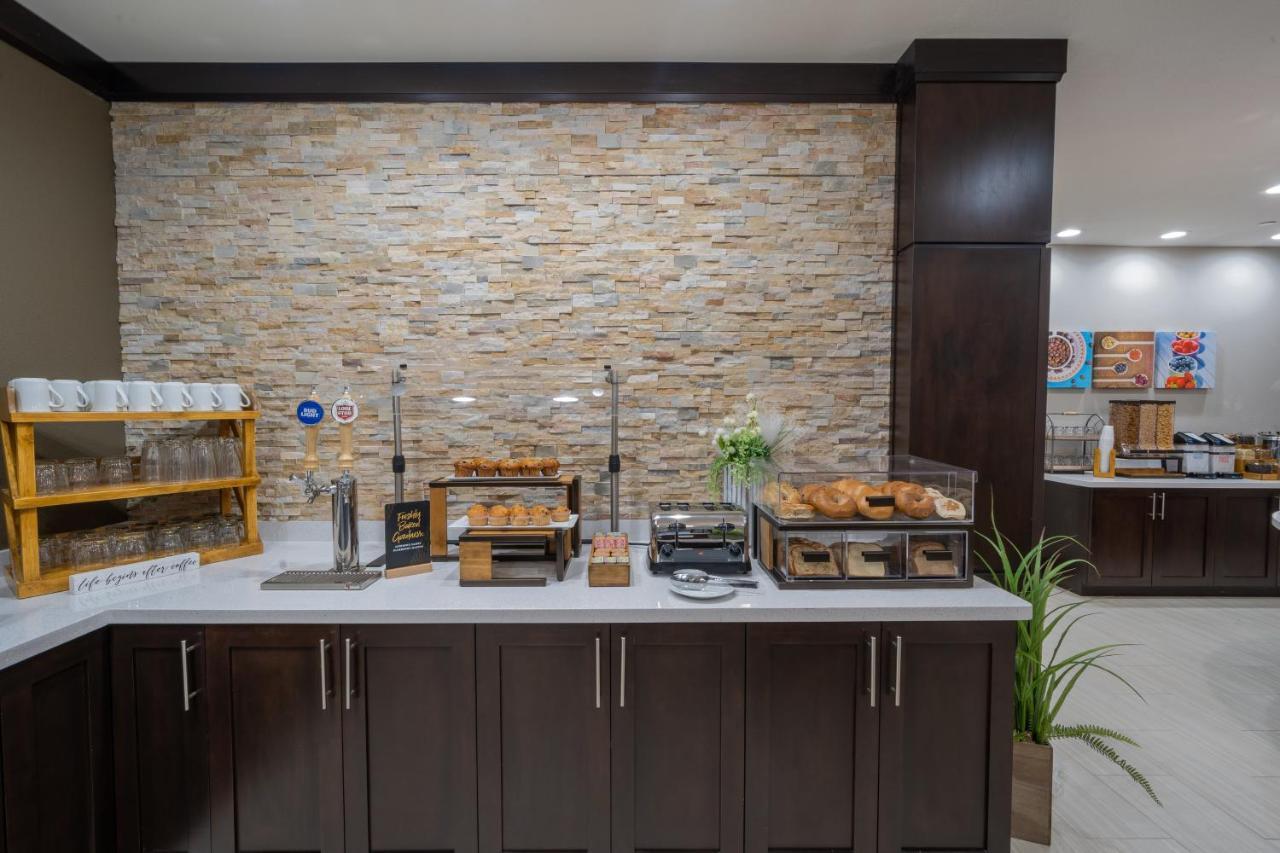 Staybridge Suites Houston East - Baytown By Ihg Exterior photo